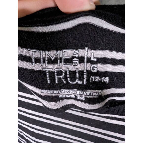 Time And Tru Women's Sleeveless Knit Stiped Black and White Dress W/pockets Size - Picture 3 of 4